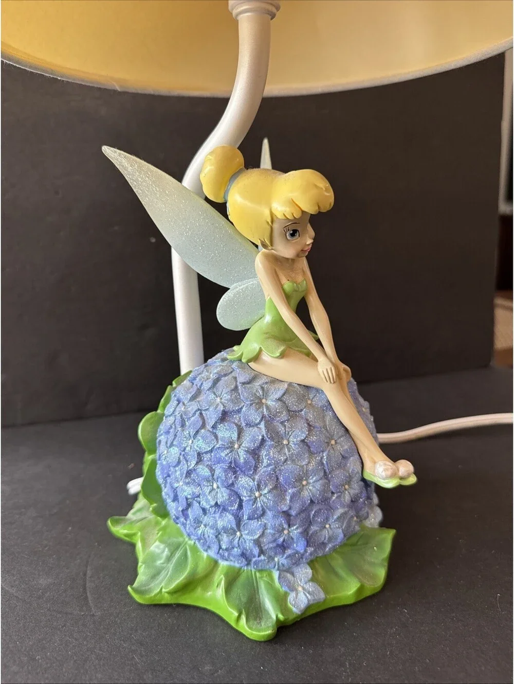 Rare 2004 Disney Tinkerbell Sitting On Hydrangea Flower Fairy Table Lamp
